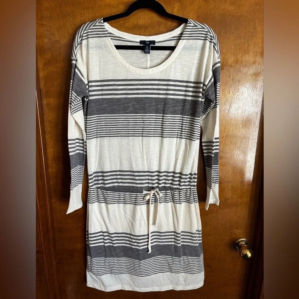 GAP Gray and Cream Striped Long Sleeve Dress